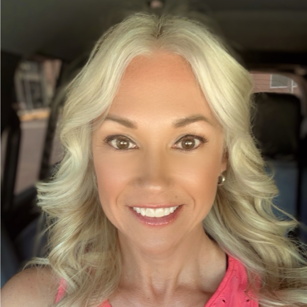 Meet your Posher, Amie